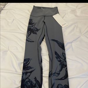 LuLu Lemon Leggings